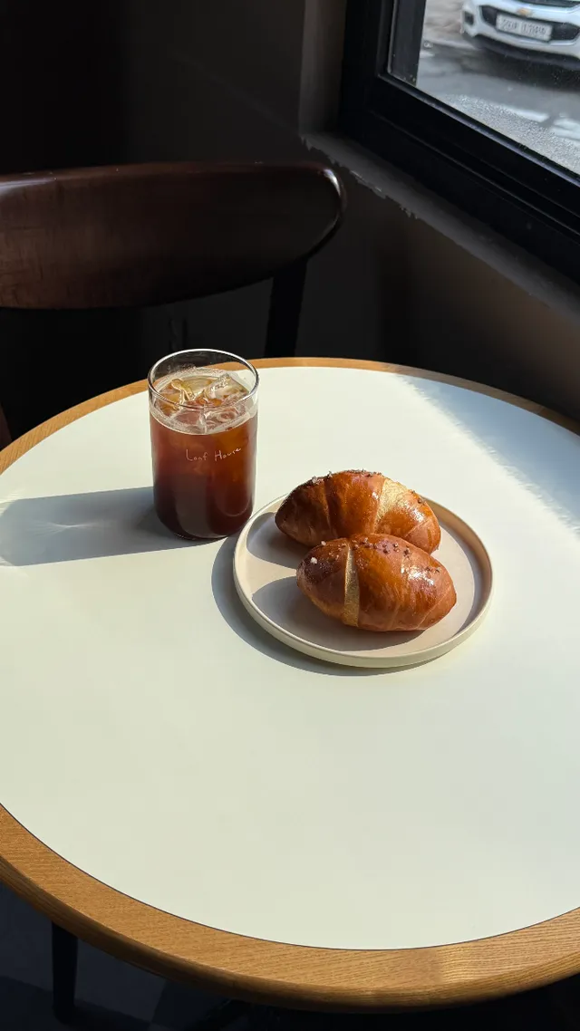 리밀커피 베이커리 합정 럭키백 사진